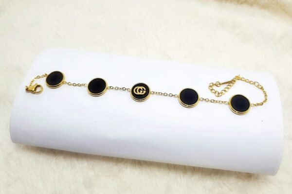 Gucci Bracelet – Timeless Elegance & Comfort - Image 2