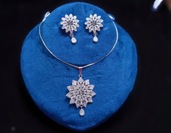 Zarcon Locket Set - Image 5